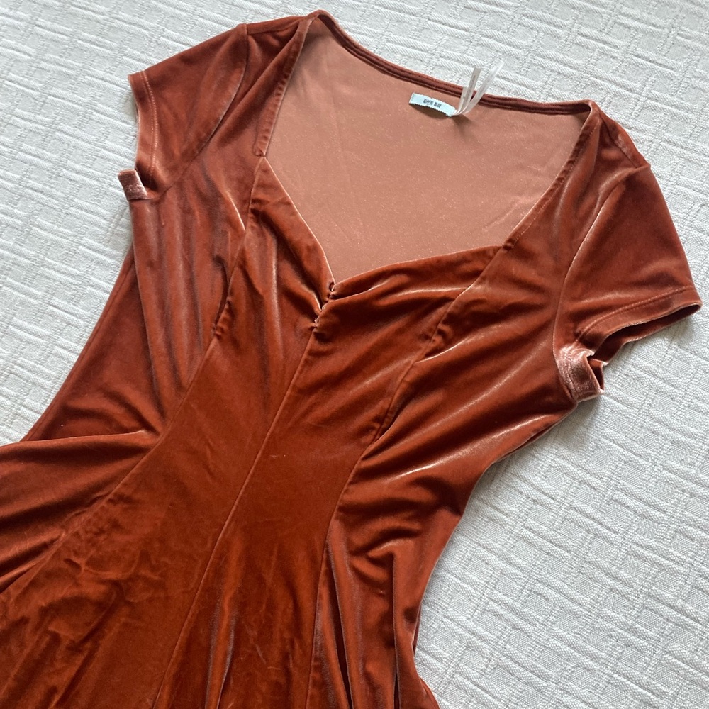 Kimchi Blue velvet mini dress. - Picture 3 of 8